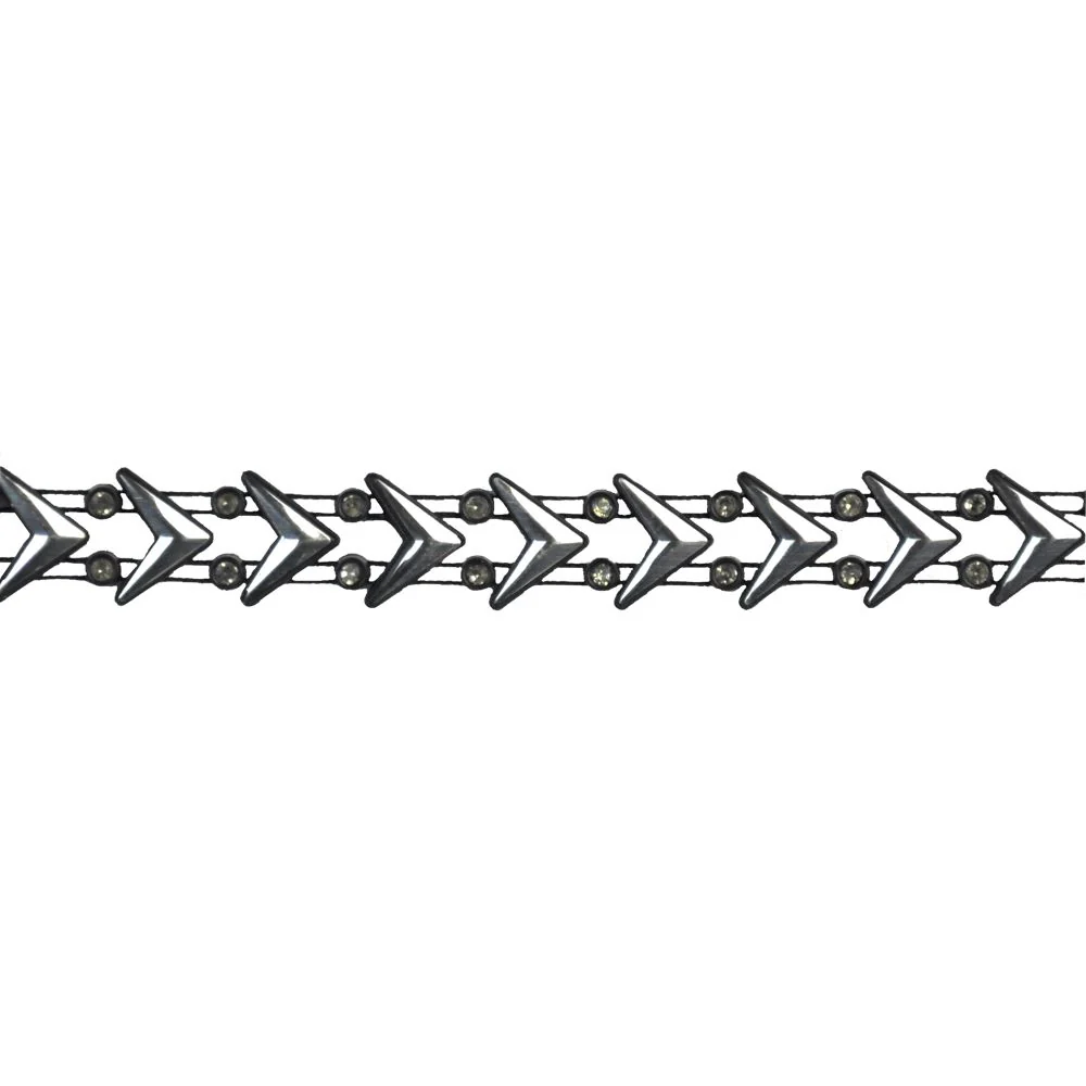 5/8" Rhinestone Arrow Trim – 5-Yards Geometric Crystal Chain Trim – DIY, Bridal & Fashion Embellishment