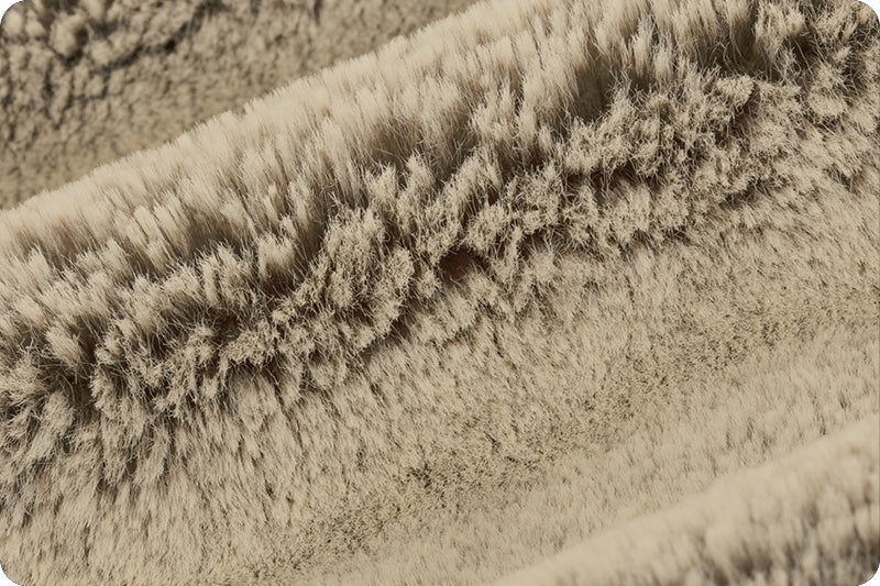 Luxe Cuddle Frosted Baby Seal Chocolate/Almnd 58"/60" Fabric per yard - Image 3