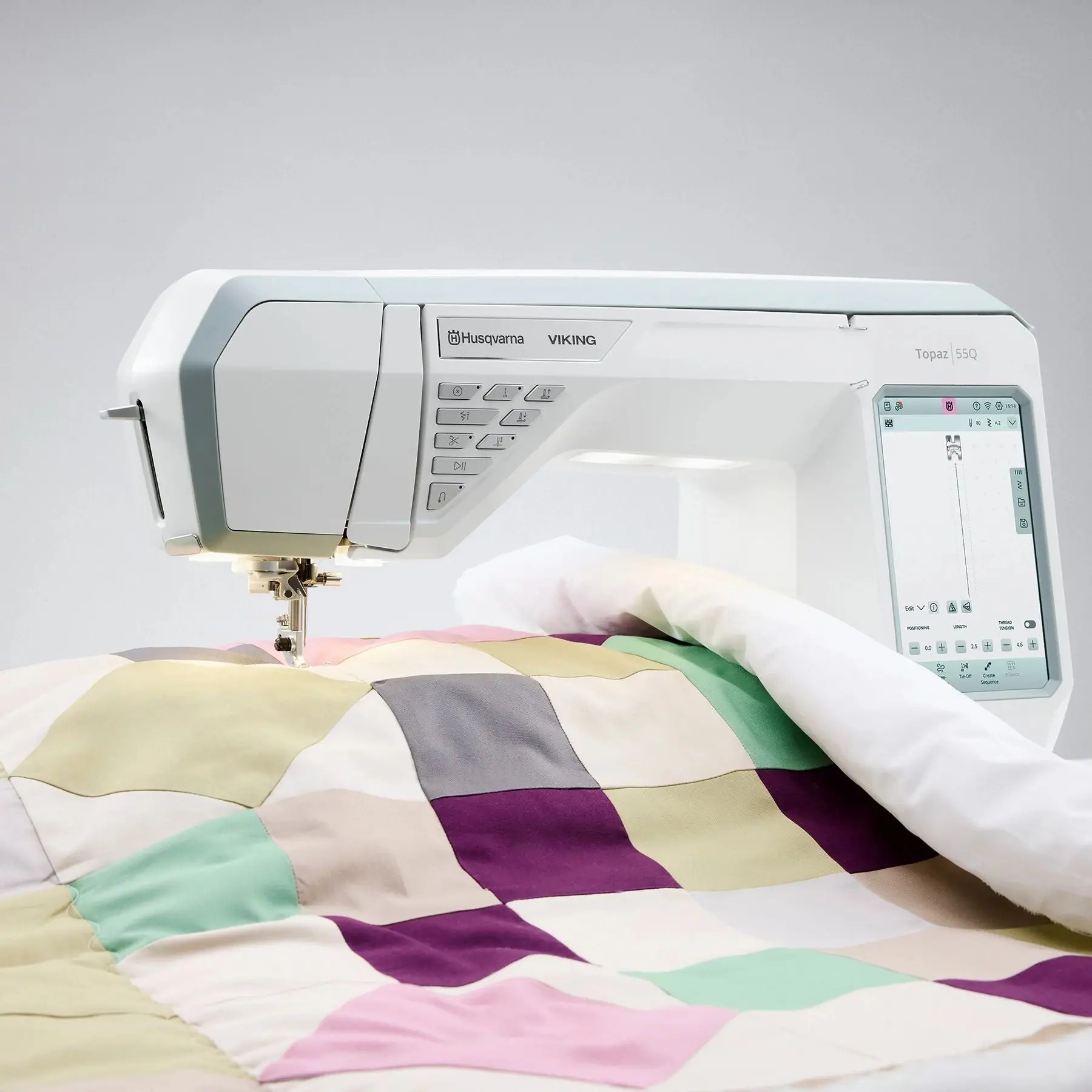 HUSQVARNA® VIKING® TOPAZ™ 55Q Sewing Machine - Image 2